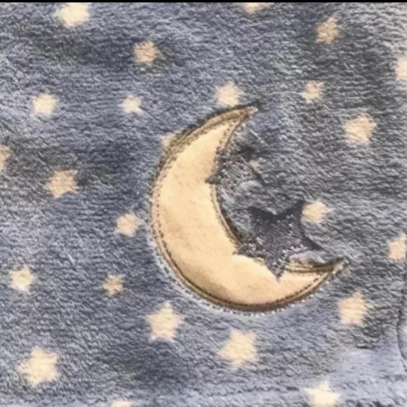 (NWT) Super Soft & Snuggly Blanket 30”x 30” - Picture 5 of 8